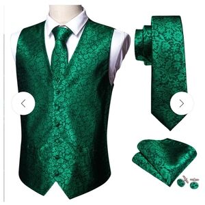 BNWT Emerald Green Formal Vest, Tie & Pocket Square And Cufflinks Set